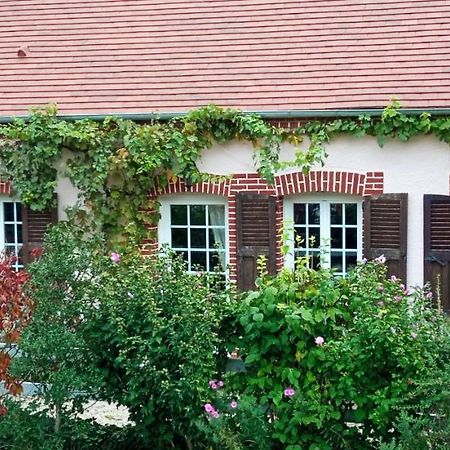 Chantilly ,Petit Dejeuner Et Table D'Hotes Possible Villa Noyers  Exterior foto